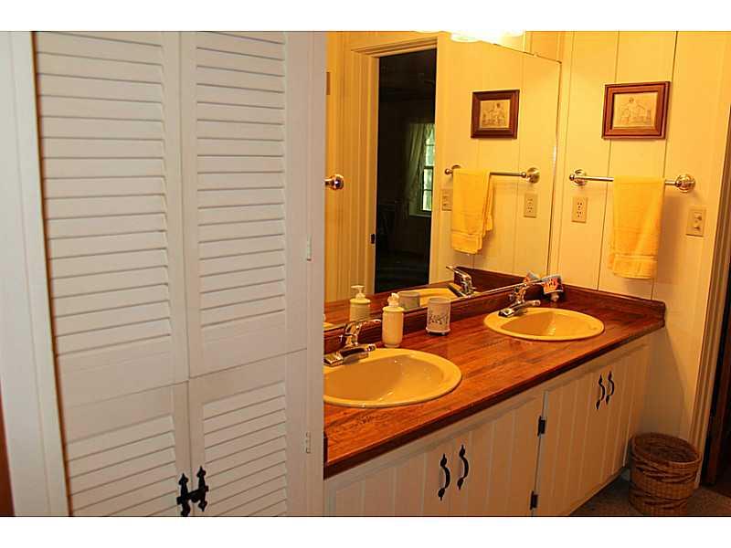 1584 Jackson Branch Ridge Road Nashville, IN 47448 - Photo 13 of 24 Gallery Image 13