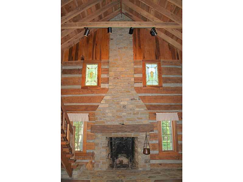 1584 Jackson Branch Ridge Road Nashville, IN 47448 - Photo 4 of 24 Gallery Image 4