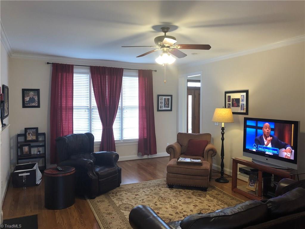 Gallery Image 6