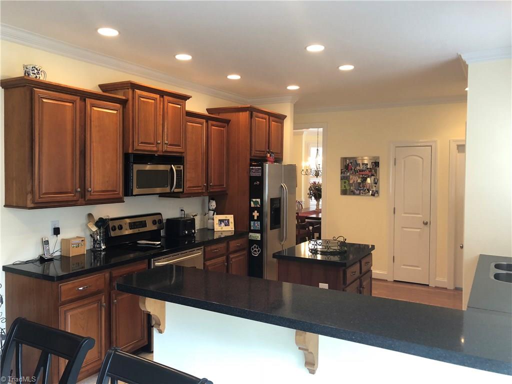 119 Ashbrook Road Thomasville, NC 27360 - Photo 10 of 22 Gallery Image 10