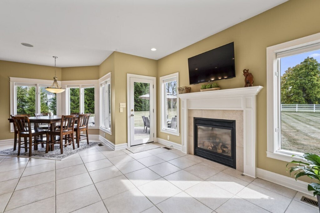 1107 Fox Hollow Road New Castle, IN 47362 - Photo 17 of 66