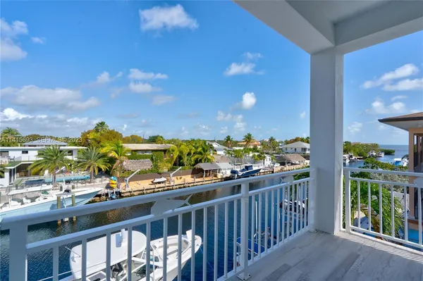 $3,500,000 | 48 Andros Road, Key Largo, FL 33037