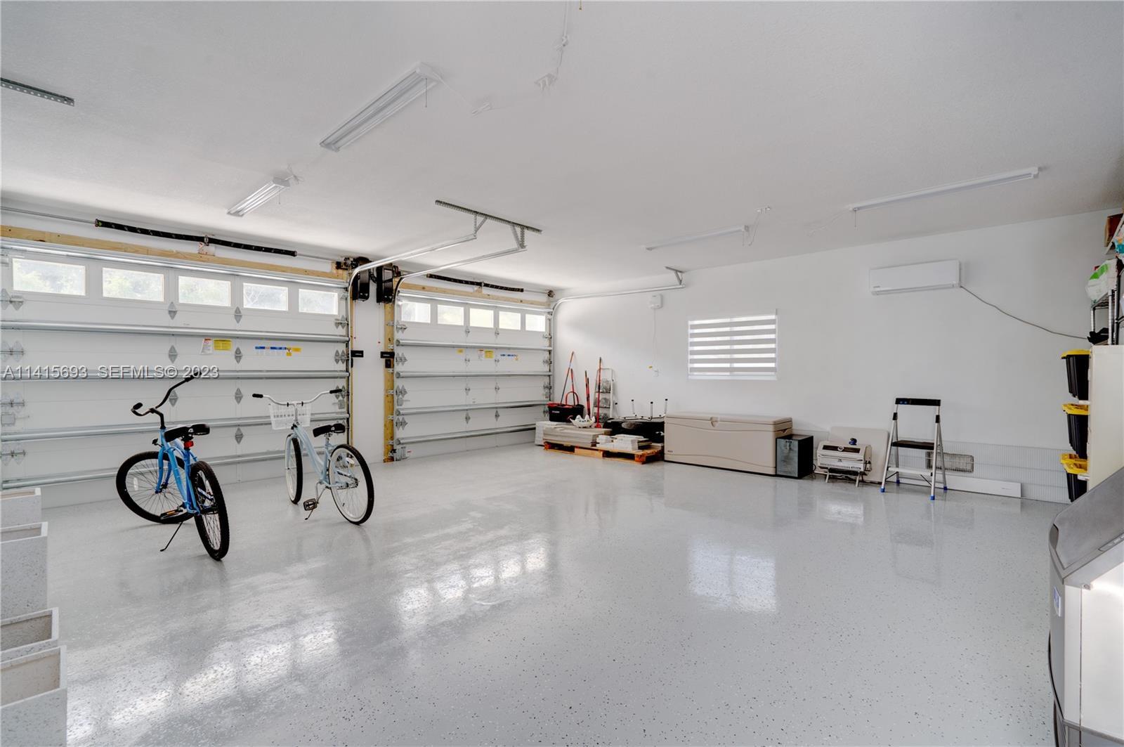 48 Andros Road Key Largo, FL 33037 - Photo 59 of 60 a view of a room with gym equipment