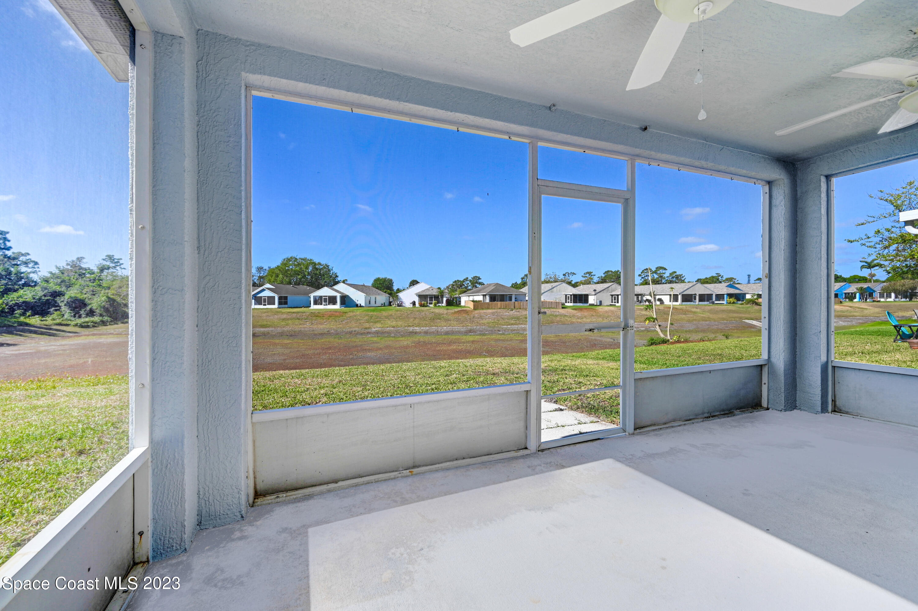 2070 Redwood Circle Palm Bay, FL 32905 - Photo 22 of 33 DSC_1875