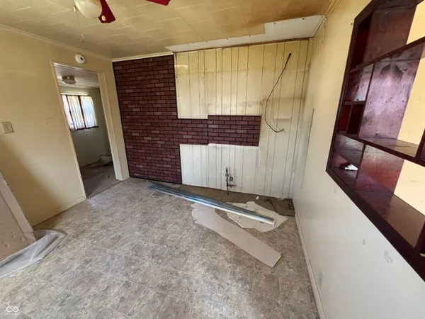 $45,000 | 2012 1st Avenue, Terre Haute, IN 47807