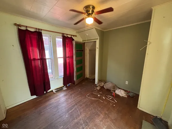 $45,000 | 2012 1st Avenue, Terre Haute, IN 47807