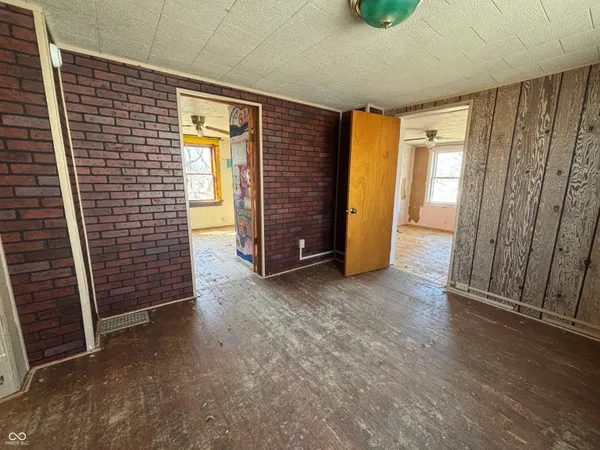 $45,000 | 2012 1st Avenue, Terre Haute, IN 47807