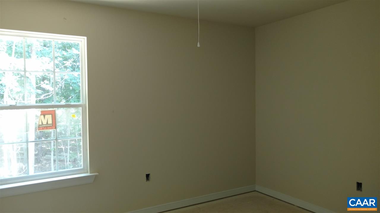 18 Ashton Road Palmyra, VA 22963 - Photo 26 of 33 a small space with a window