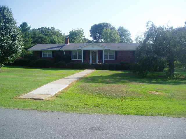 1027 Southern Acres Anderson, SC 29625 - Photo 1 of 9 Gallery Image 1