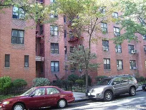 $355,000 | 33-26 82nd Street, Unit 1J | Jackson Heights