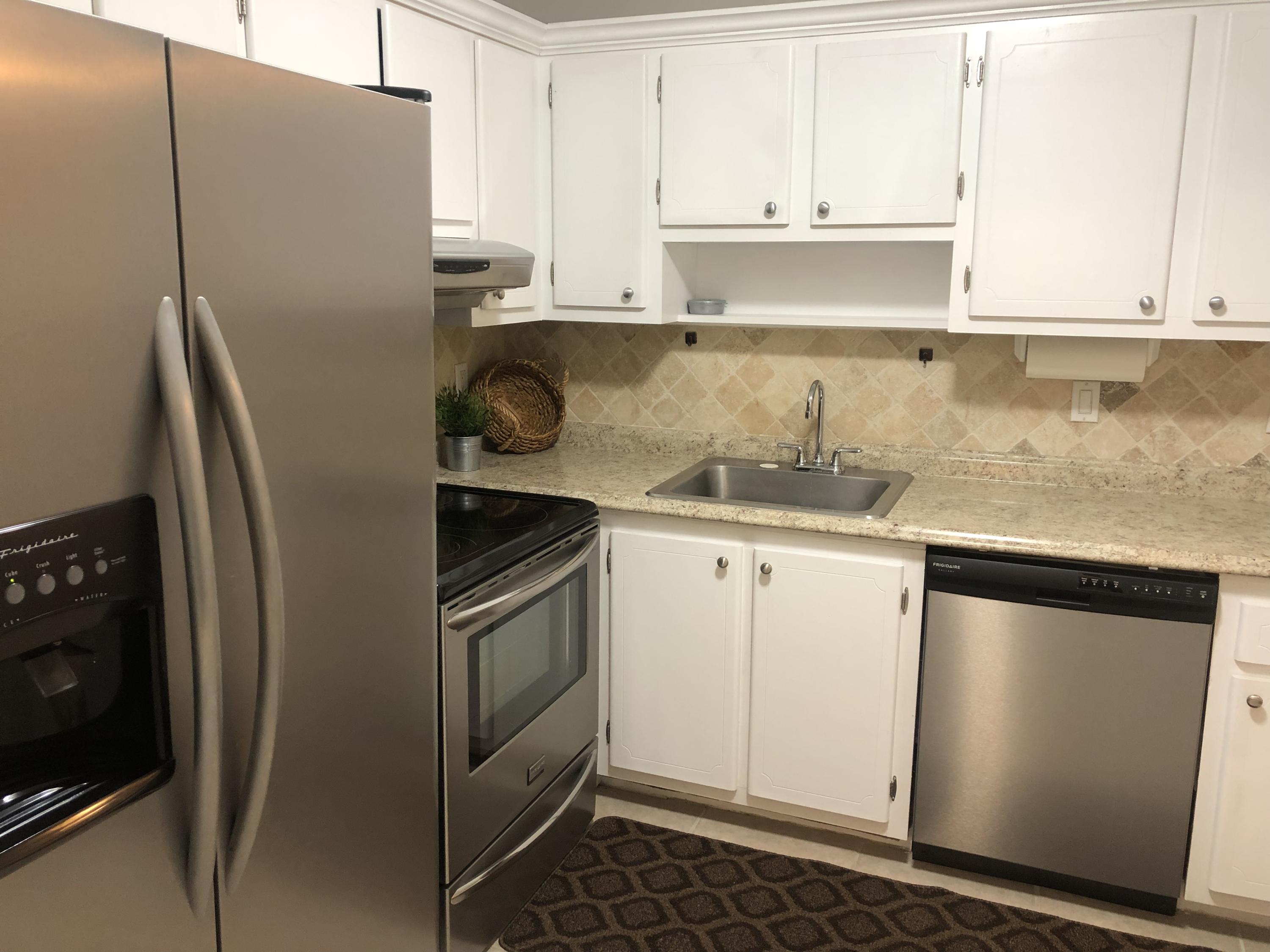 9355 Southwest 8th Street, Unit 116 Boca Raton, FL 33428 - Photo 14 of 29 Photo Feb 04, 4 05 15 PM