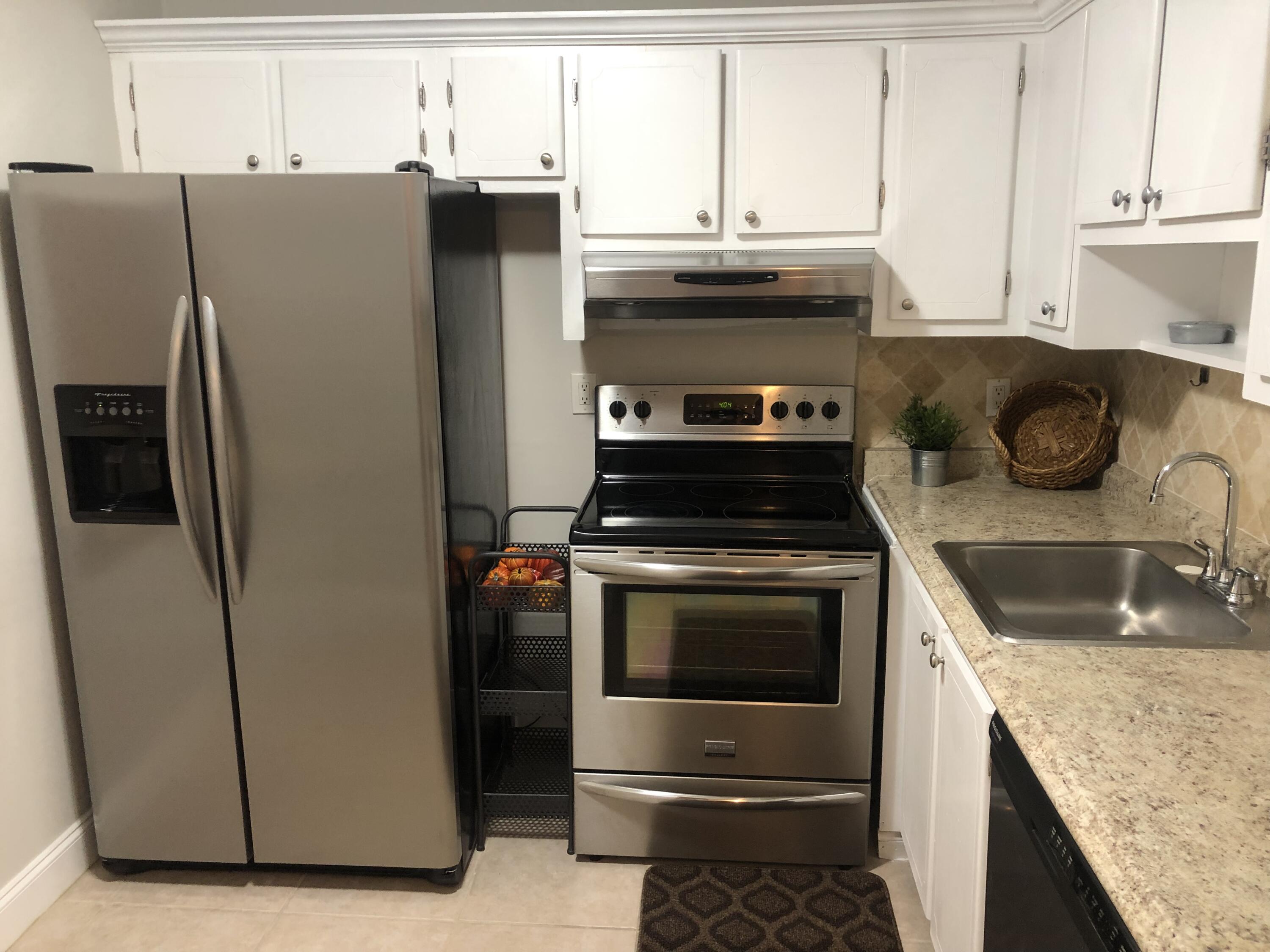 9355 Southwest 8th Street, Unit 116 Boca Raton, FL 33428 - Photo 15 of 29 Photo Feb 04, 4 04 40 PM