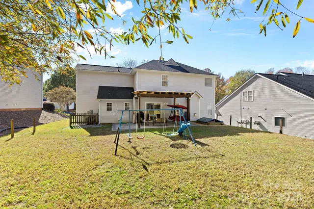 $525,000 | 7424 Sugar Maple Lane, Charlotte, NC 28215