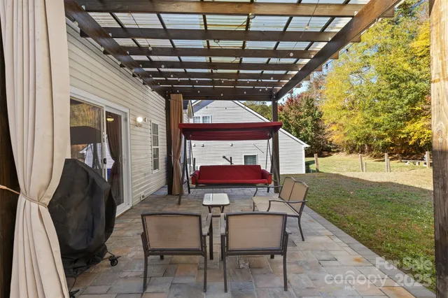 $525,000 | 7424 Sugar Maple Lane, Charlotte, NC 28215