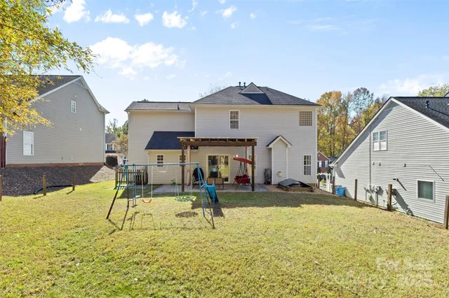 $525,000 | 7424 Sugar Maple Lane, Charlotte, NC 28215
