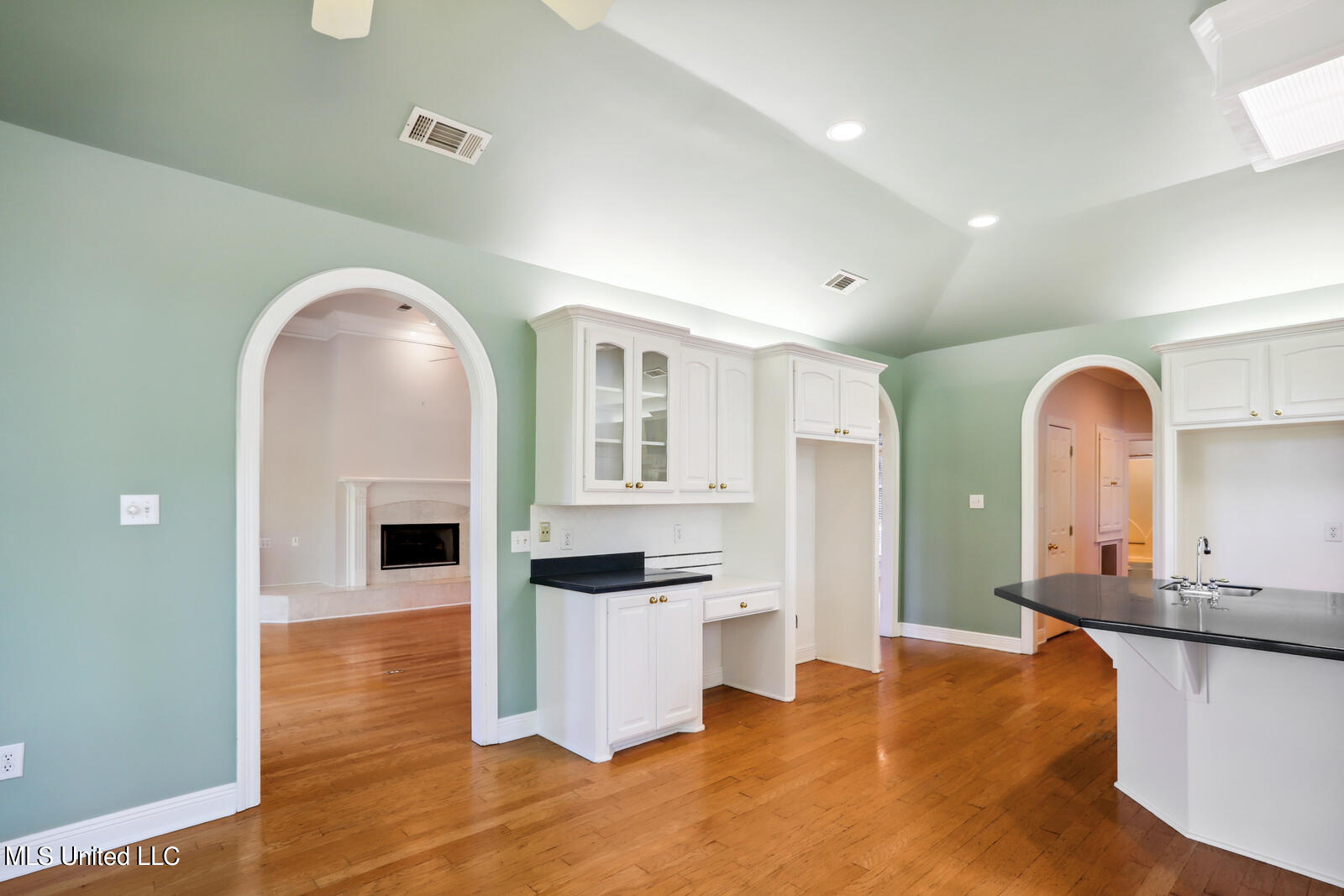 158 Pine Ridge Circle Brandon, MS 39047 - Photo 6 of 21 7