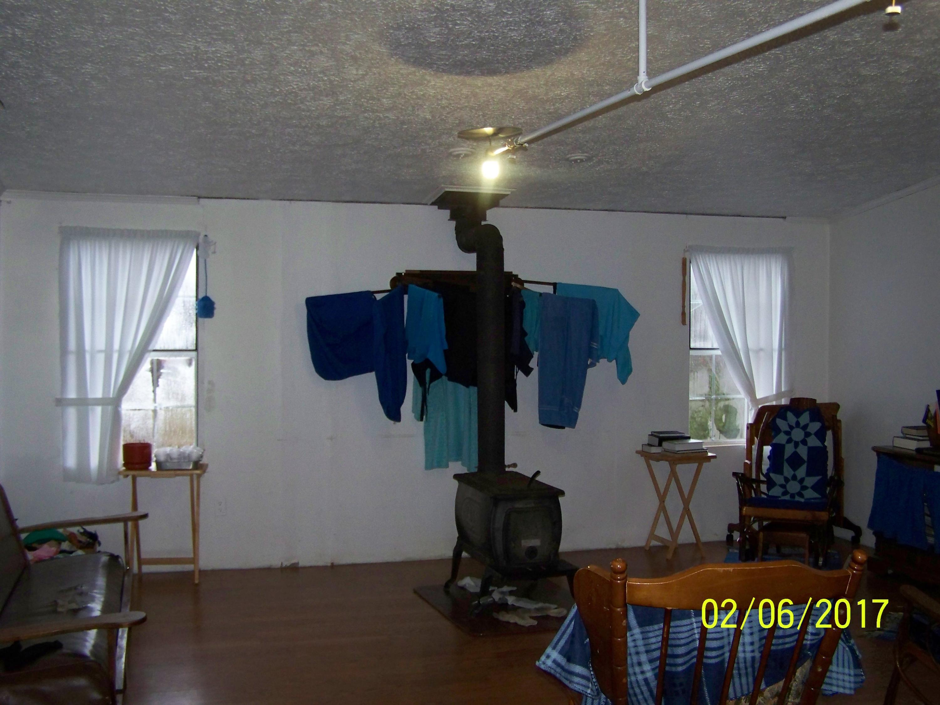 123 James Brown Road Lancing, TN 37770 - Photo 7 of 36 100_9026