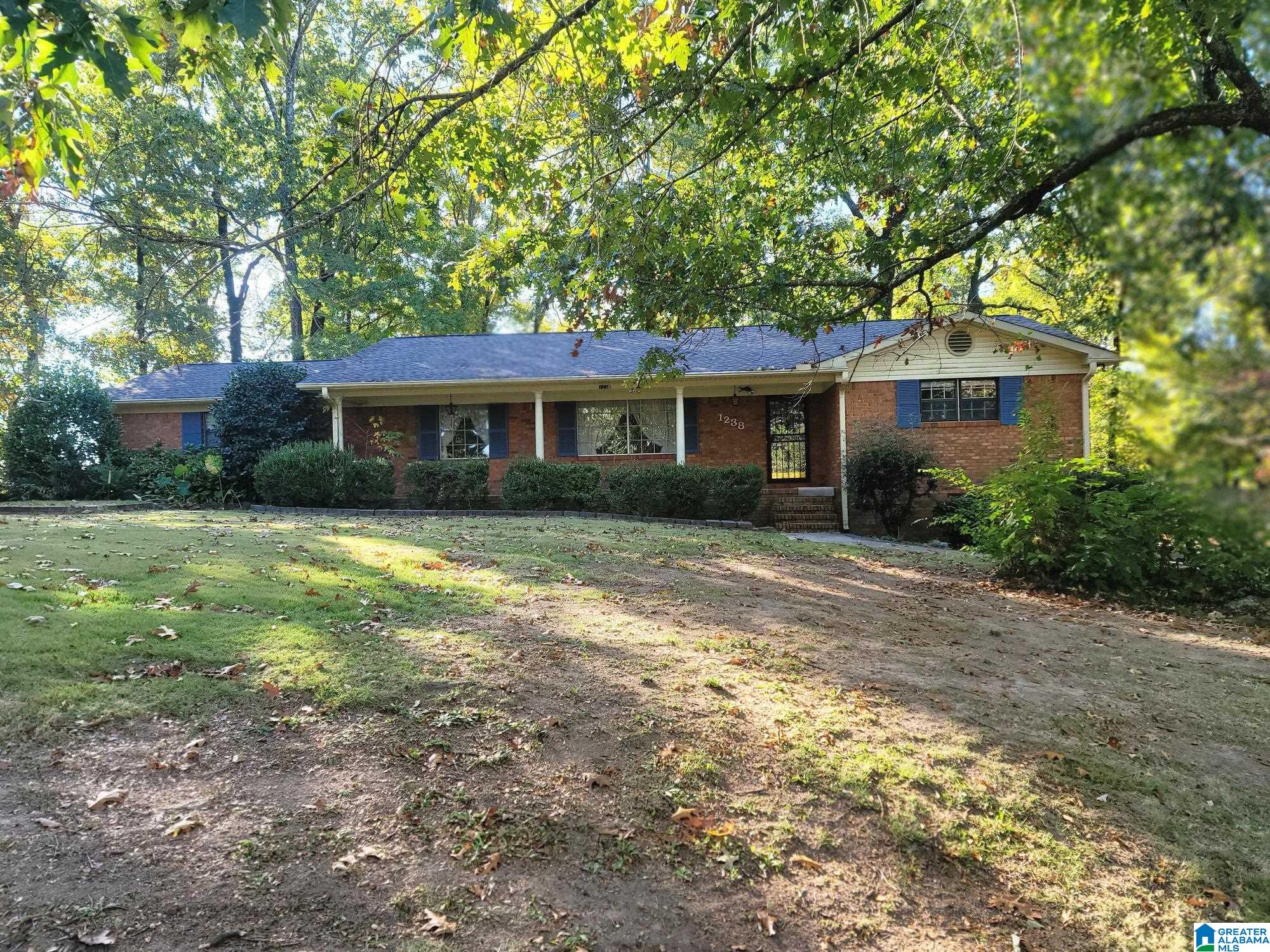1238 Navajo Trail Alabaster, AL 35007 - Photo 1 of 20