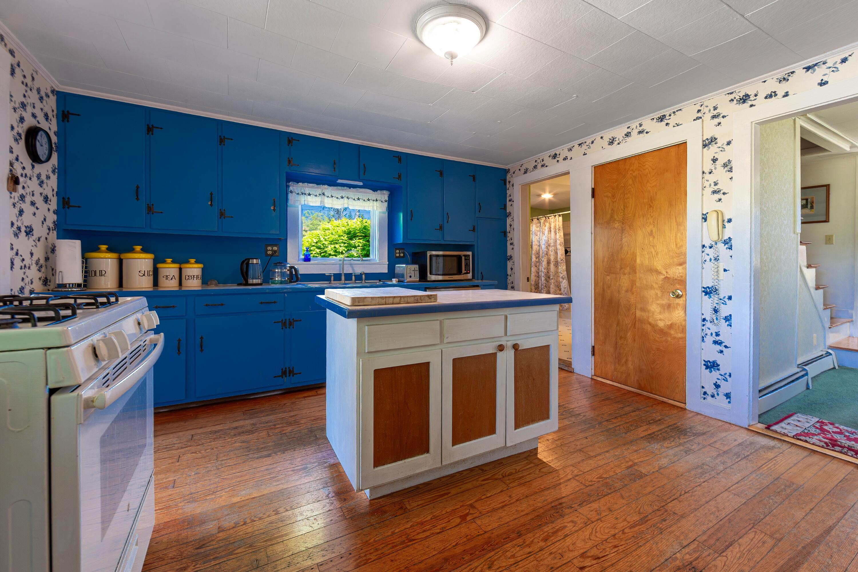 714 Tremont Road Tremont, ME 04612 - Photo 21 of 33 Goose-Creek-Interior-7