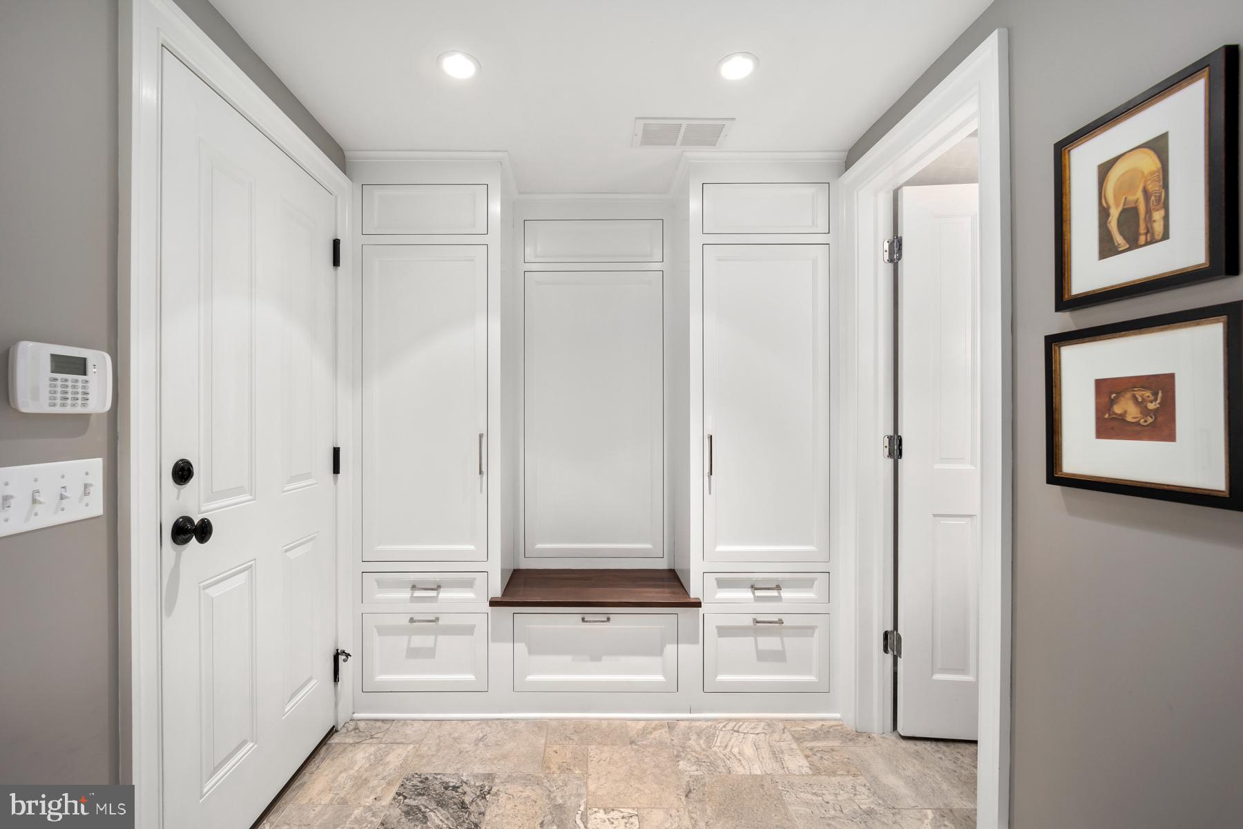 1650 Mt Pleasant Road Villanova, PA 19085 - Photo 18 of 55 Mud room