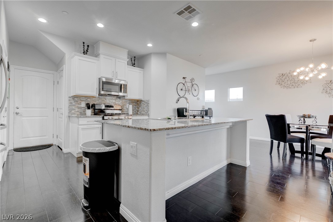 48 Jasmine Point Street Henderson, NV 89074 - Photo 12 of 39