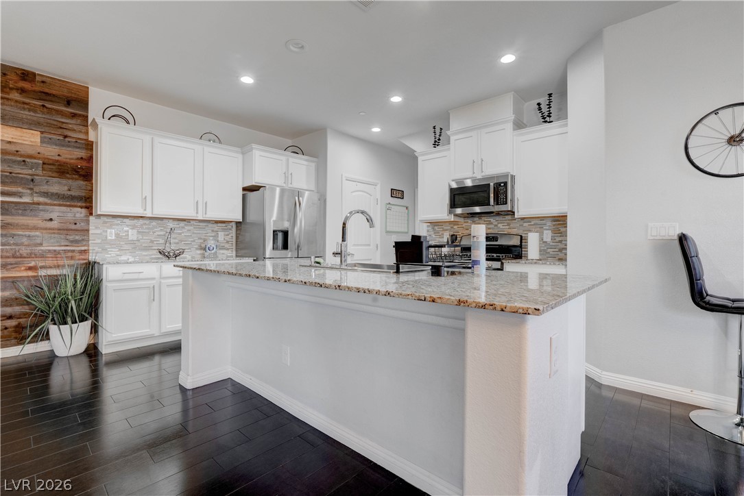 48 Jasmine Point Street Henderson, NV 89074 - Photo 7 of 39