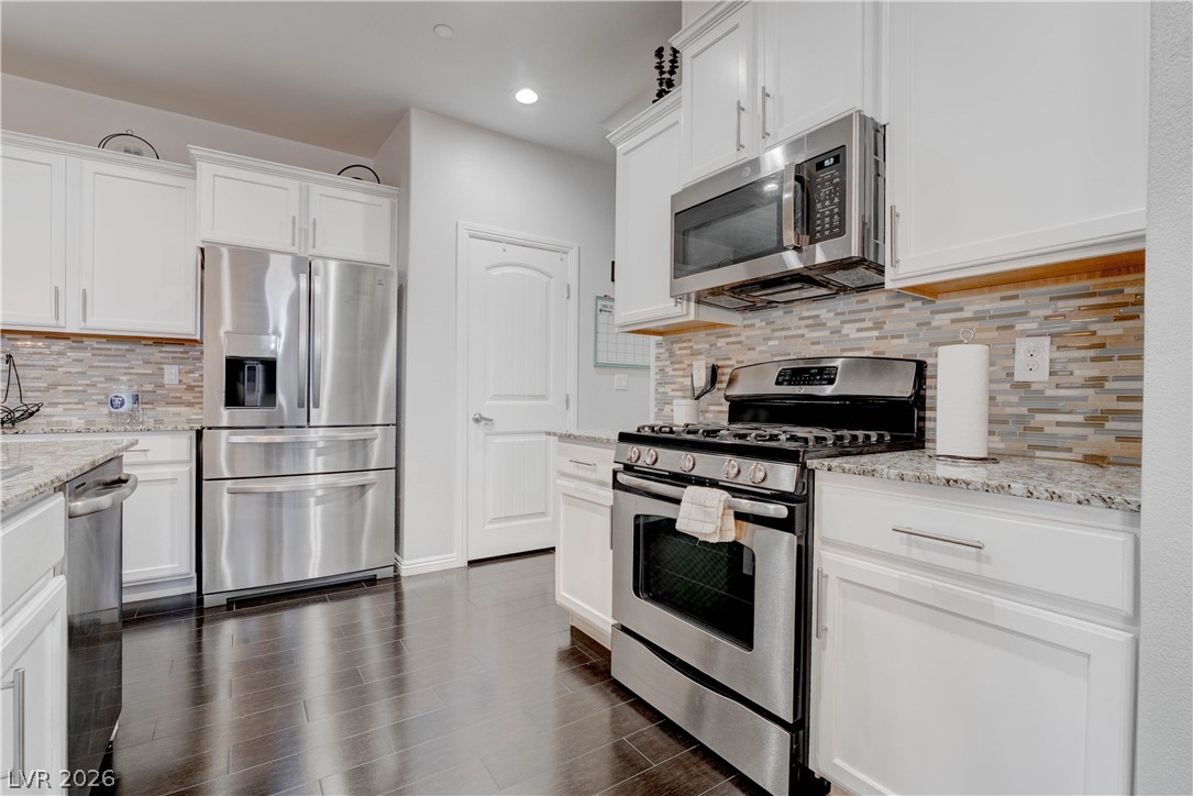 48 Jasmine Point Street Henderson, NV 89074 - Photo 8 of 39
