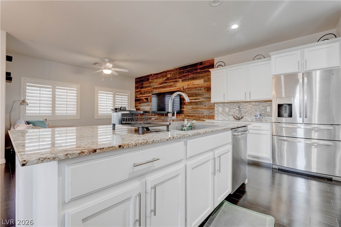 48 Jasmine Point Street Henderson, NV 89074 - Photo 9 of 39