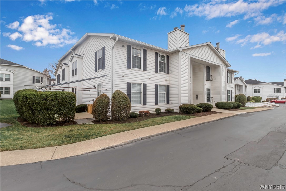 610 Youngs Road, Unit E Amherst, NY 14221 - Photo 1 of 1 Gallery Image 1