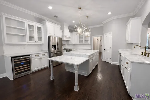 $429,900 | 13884 Cobblestone Drive, Denham Springs, LA 70726