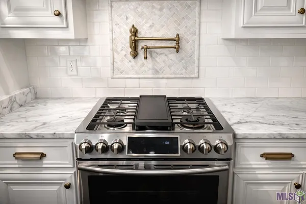 $429,900 | 13884 Cobblestone Drive, Denham Springs, LA 70726
