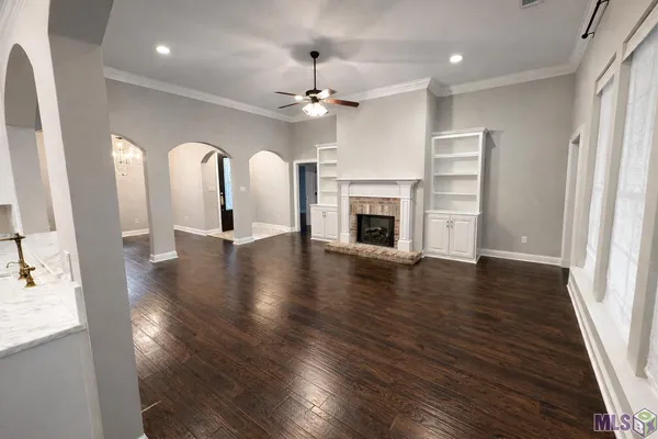 $429,900 | 13884 Cobblestone Drive, Denham Springs, LA 70726