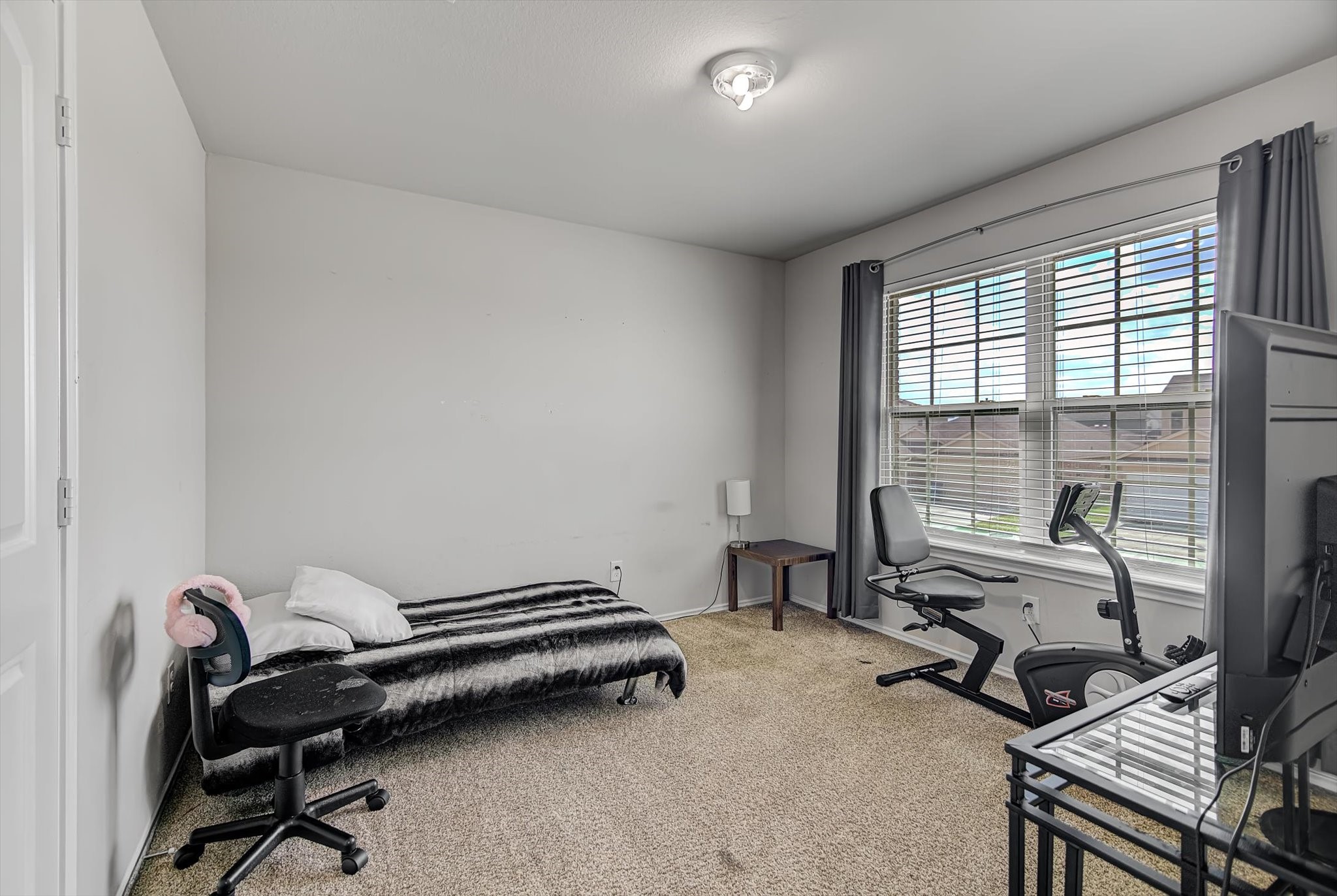 1230 Baja Vista Way Channelview, TX 77530 - Photo 26 of 33 a view of a workspace with a window