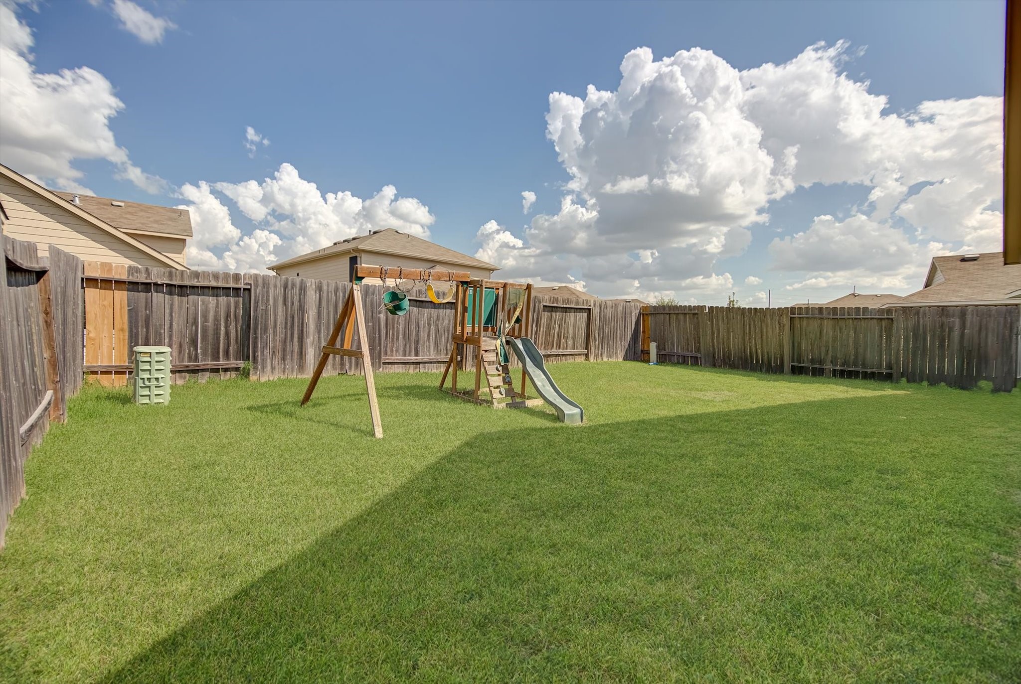 1230 Baja Vista Way Channelview, TX 77530 - Photo 32 of 33 a view of a house with a backyard