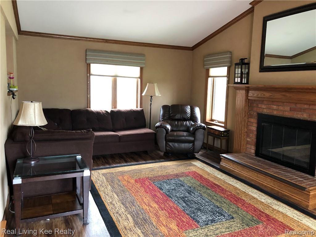 38189 Radde Street Clinton Township, MI 48036 - Photo 7 of 30 image1.jpeg