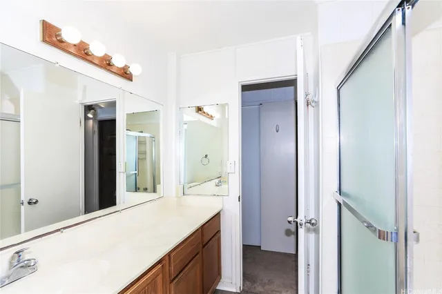 $3,100 | 551 Kapaia Street, Honolulu, HI 96825