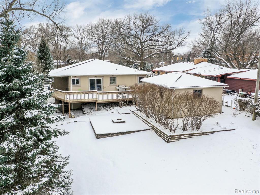 2541 Middlebelt Road West Bloomfield, MI 48324 - Photo 30 of 35