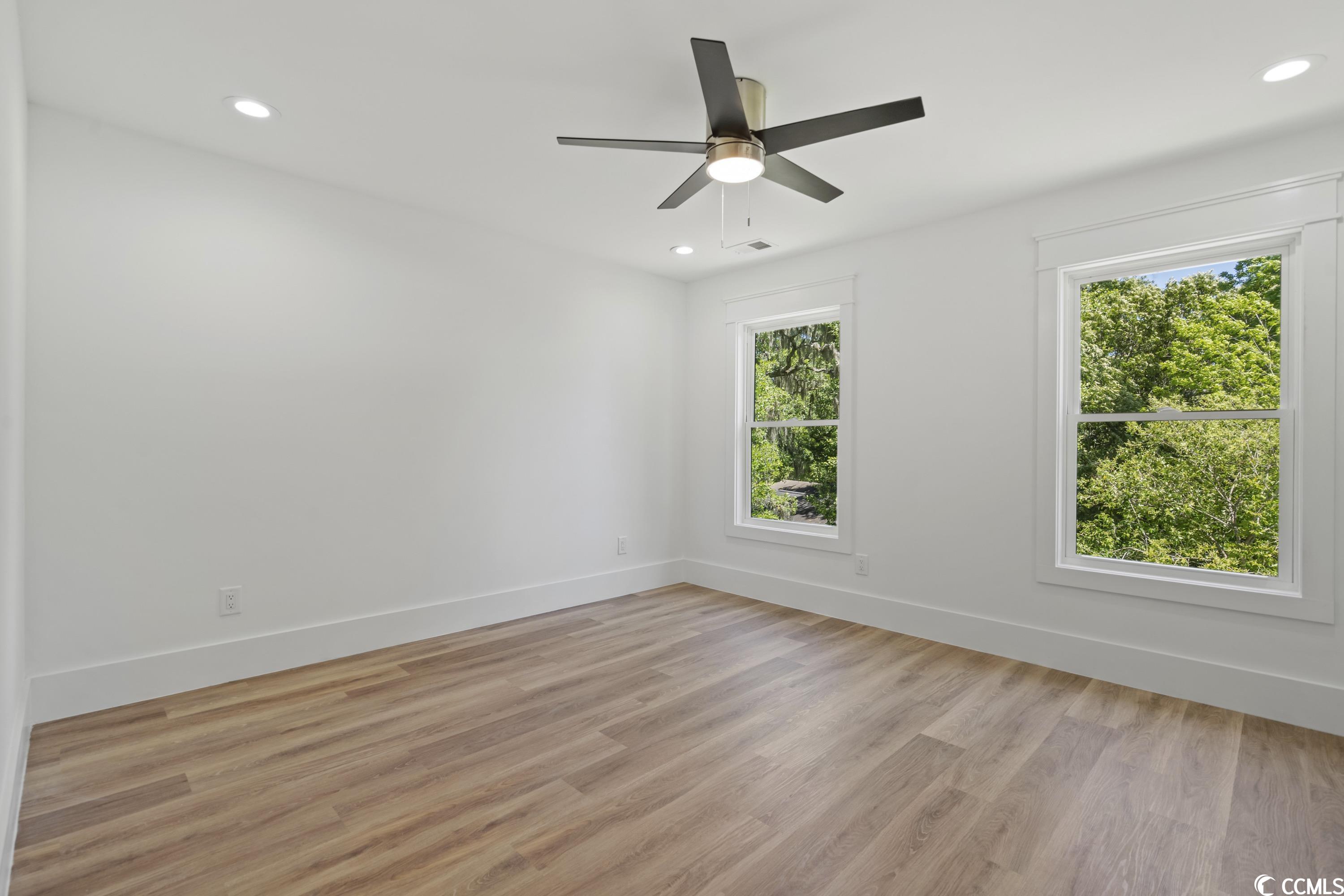 3821 Highway 17 Business Murrells Inlet, SC 29576 - Photo 15 of 38 Gallery Image 15