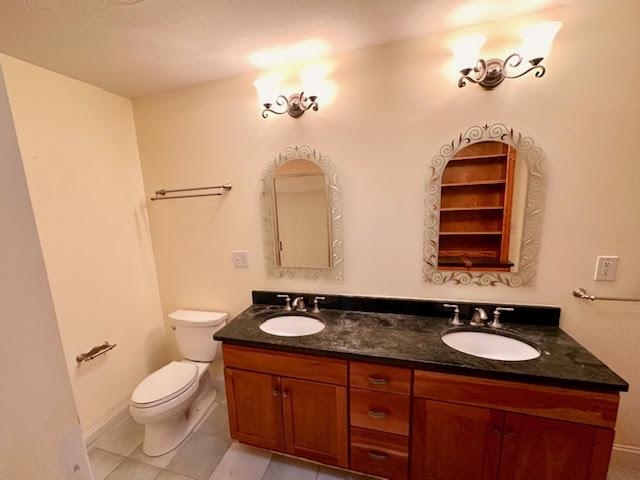 4 L Indian Hill Road Derry, NH 03038 - Photo 55 of 58