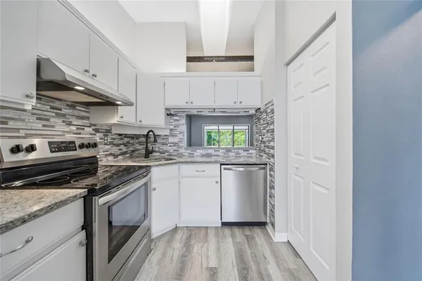 $277,900 | 3135 Charter Club Drive, Unit B, Tarpon Springs, FL 34688