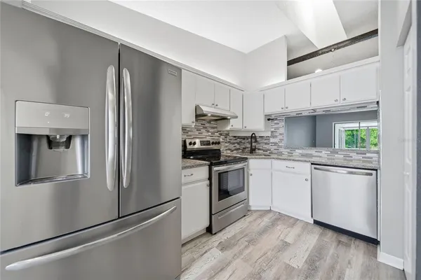 $277,900 | 3135 Charter Club Drive, Unit B, Tarpon Springs, FL 34688