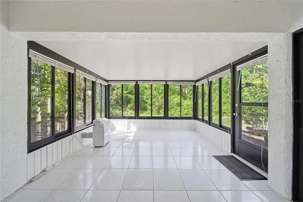 $277,900 | 3135 Charter Club Drive, Unit B, Tarpon Springs, FL 34688