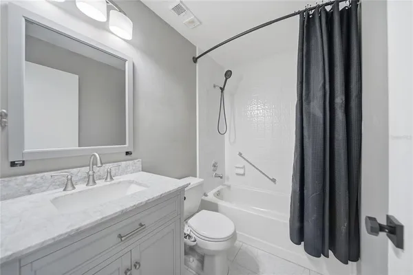 $277,900 | 3135 Charter Club Drive, Unit B, Tarpon Springs, FL 34688