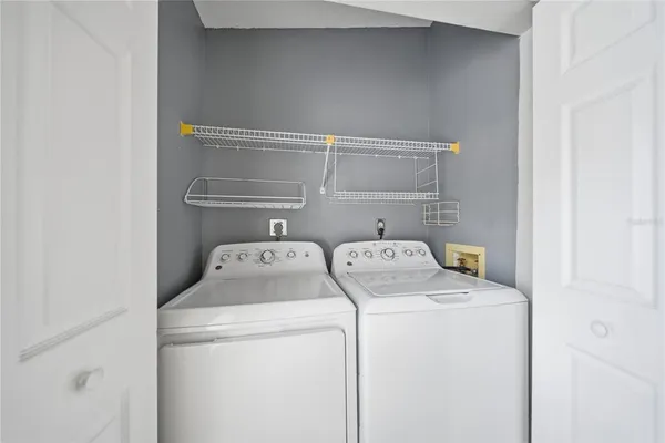 $277,900 | 3135 Charter Club Drive, Unit B, Tarpon Springs, FL 34688