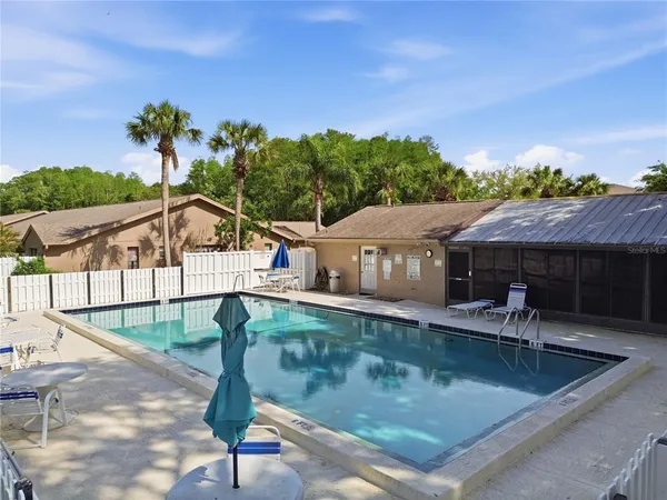 $277,900 | 3135 Charter Club Drive, Unit B, Tarpon Springs, FL 34688