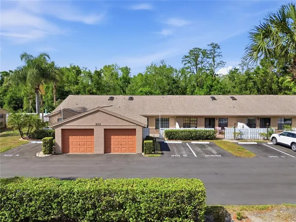 $277,900 | 3135 Charter Club Drive, Unit B, Tarpon Springs, FL 34688