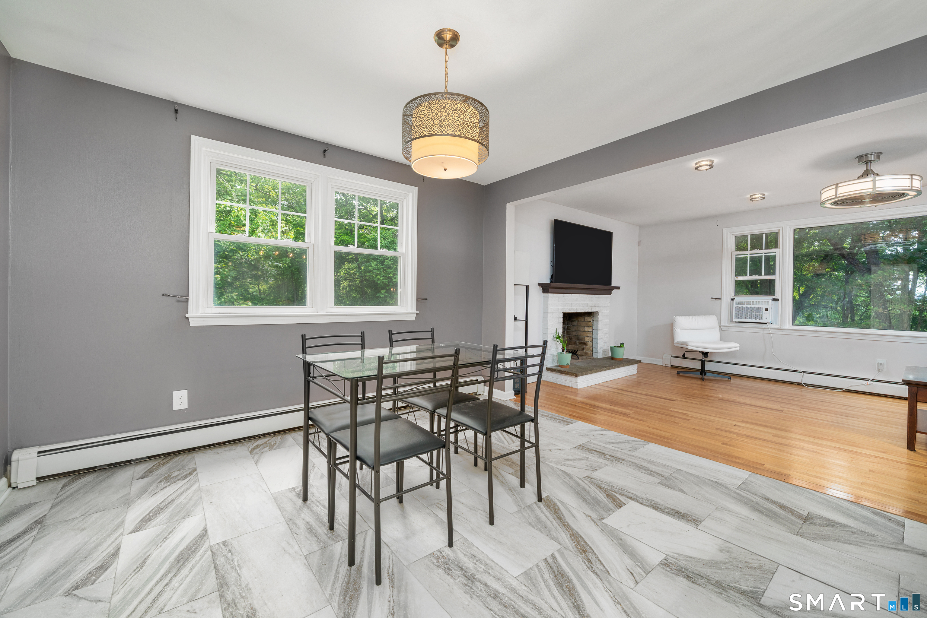 96 Lynn Drive Meriden, CT 06451 - Photo 15 of 39 Dining Room