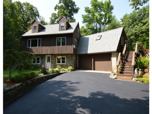 19 Coffeetown Road Deerfield, NH 03037 - Photo 1 of 1