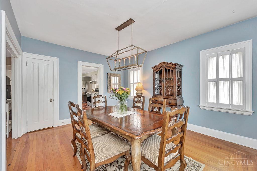 2913 Madison Road Cincinnati, OH 45209 - Photo 9 of 45