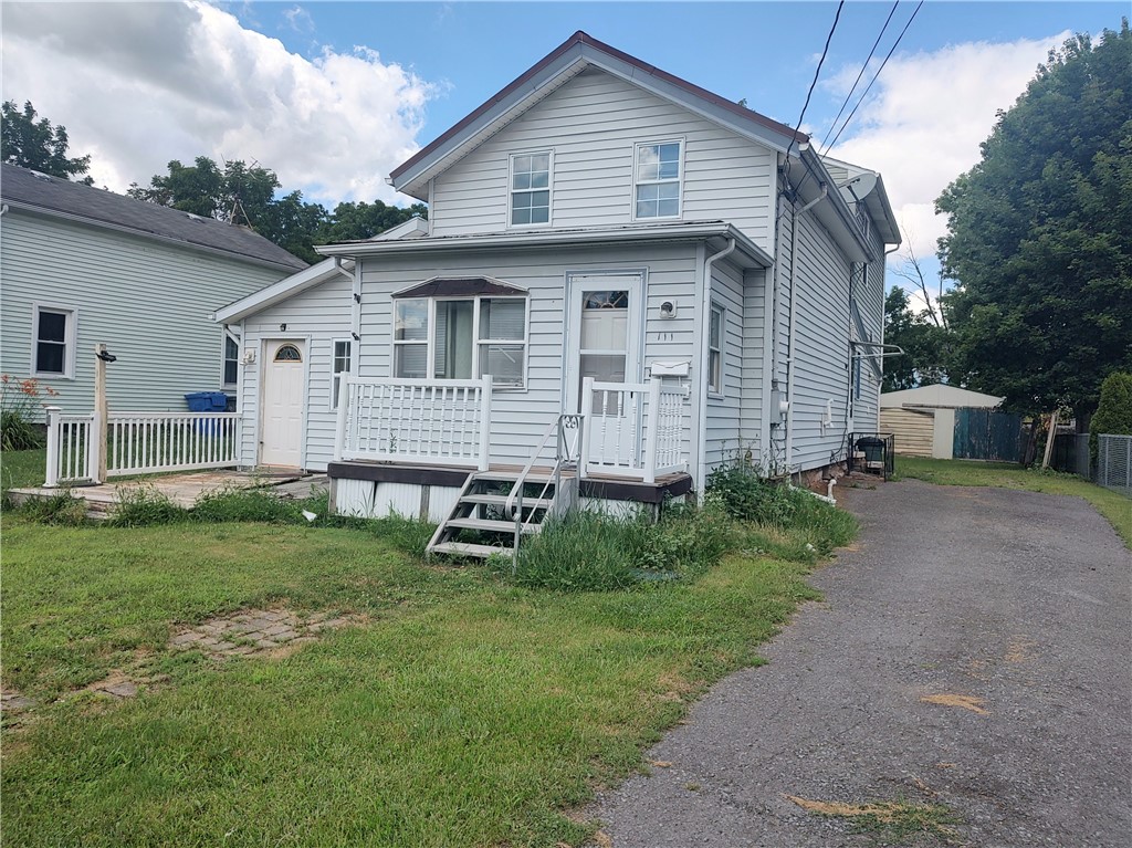 111 East Elizabeth Street Waterloo, NY 13165 - Photo 3 of 41